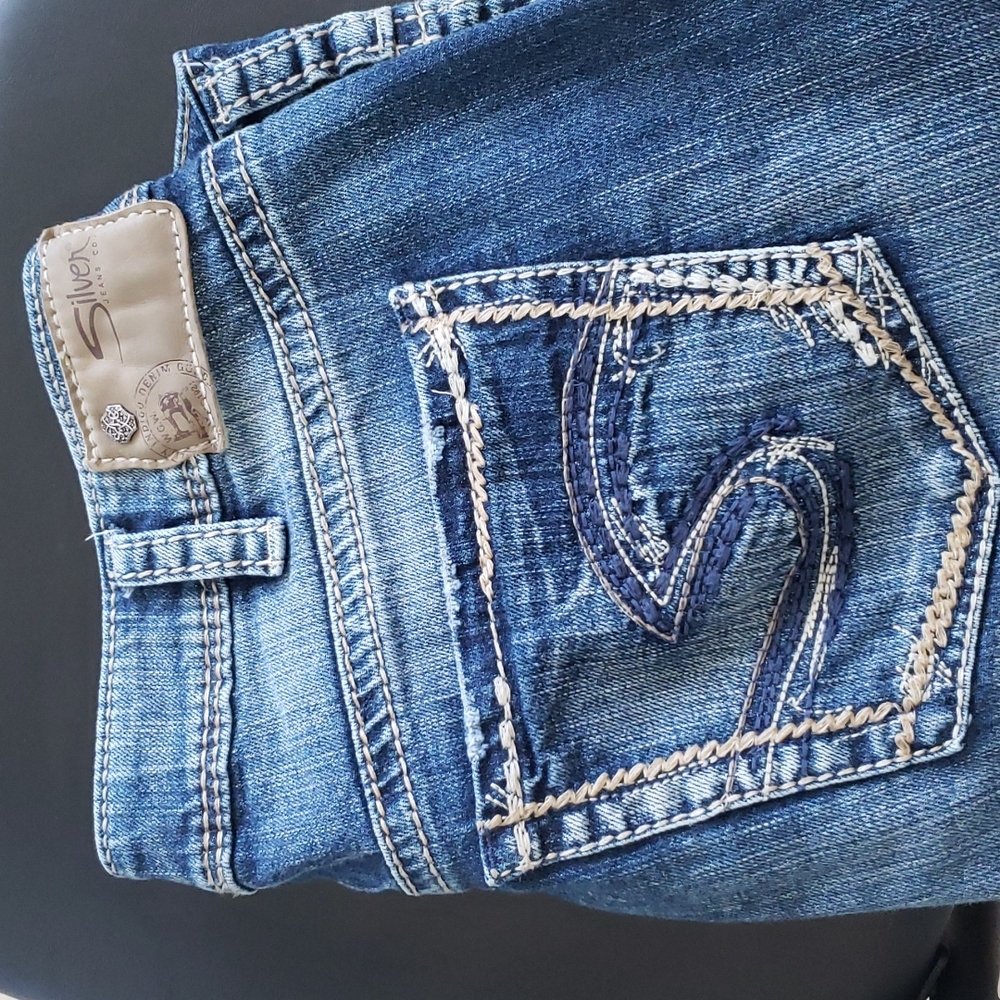 Silver Suki Jeans 33